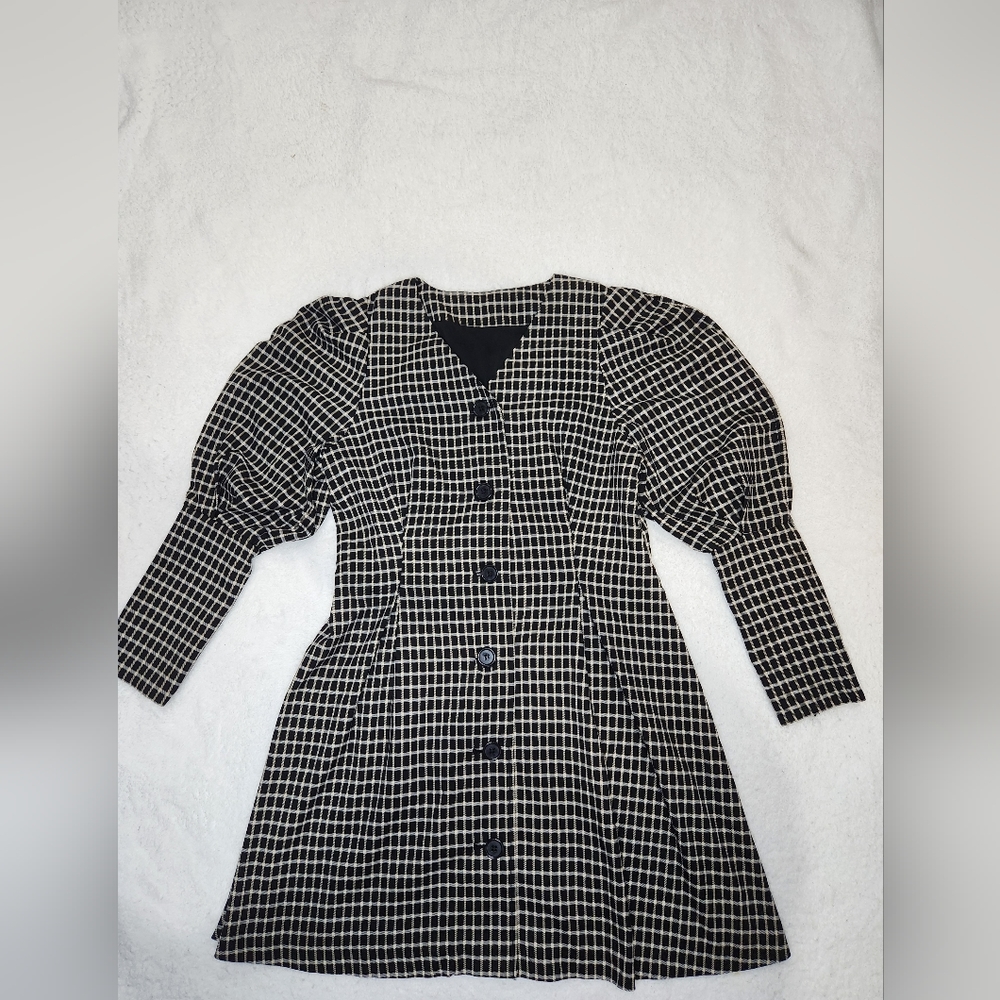 A-line mini dress with buttons